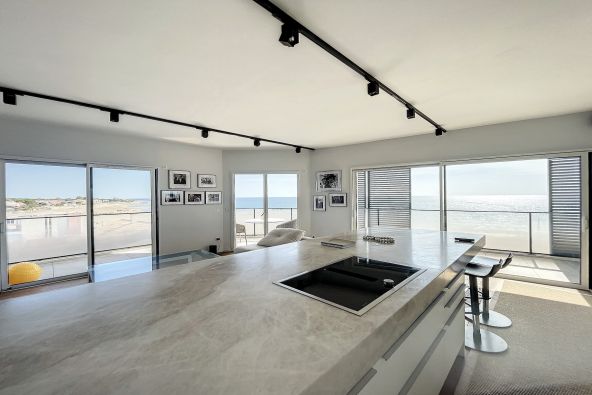 Sale Apartment Le Cap D Agde 4 Rooms 138 m²