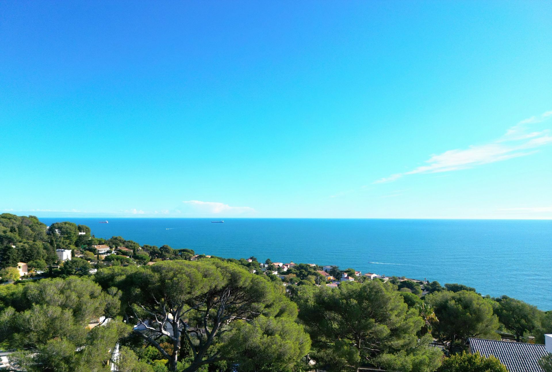 house 5 Rooms for sale on SETE (34200)