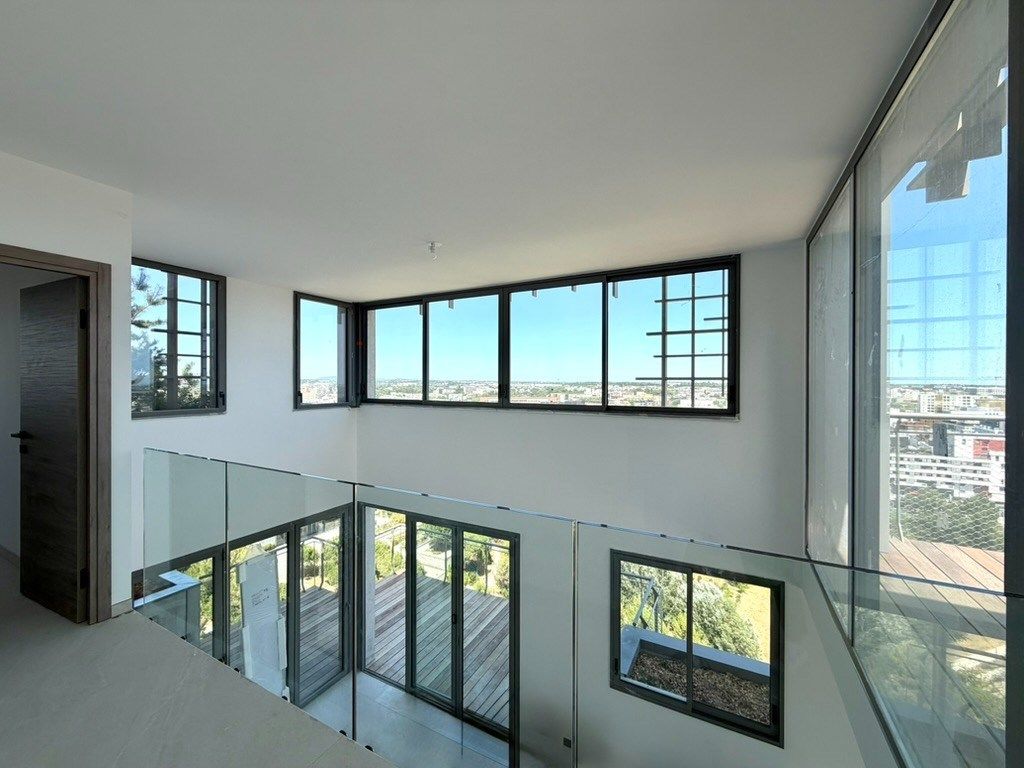 apartment 5 Rooms for sale on MONTPELLIER (34000)