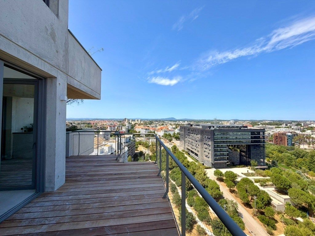apartment 5 Rooms for sale on MONTPELLIER (34000)