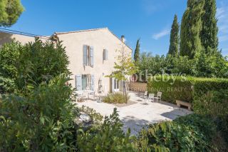 propriété 30 Pièces en vente sur PEZENAS (34120)