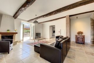 propriété 30 Pièces en vente sur PEZENAS (34120)