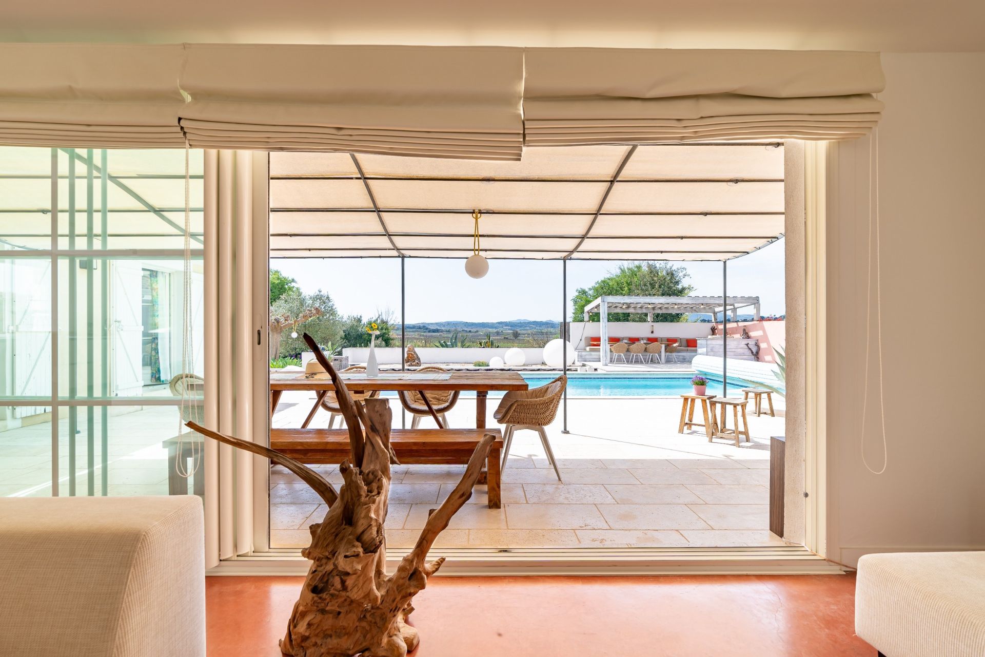 house 6 Rooms for sale on PEZENAS (34120)