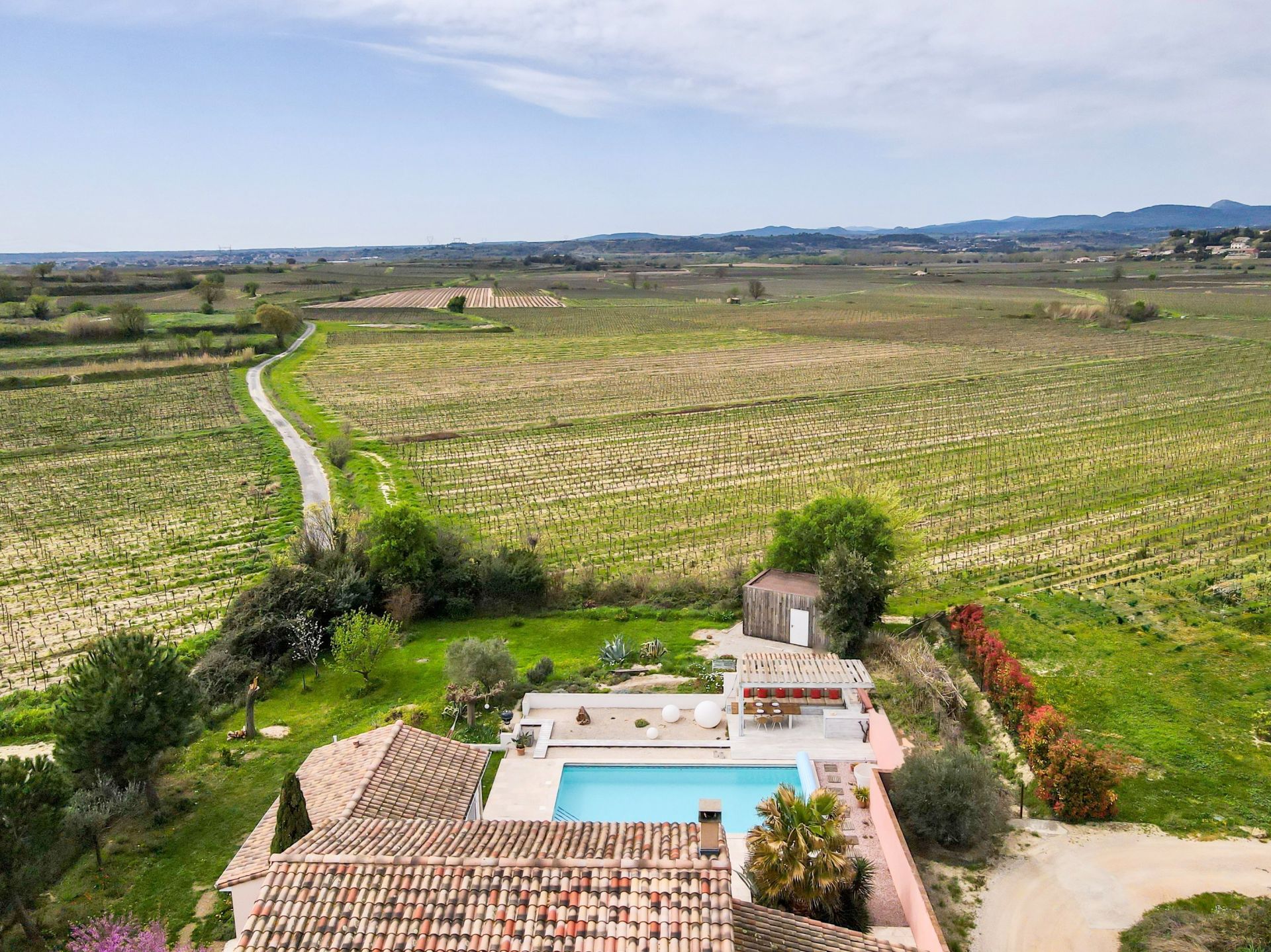 house 6 Rooms for sale on PEZENAS (34120)