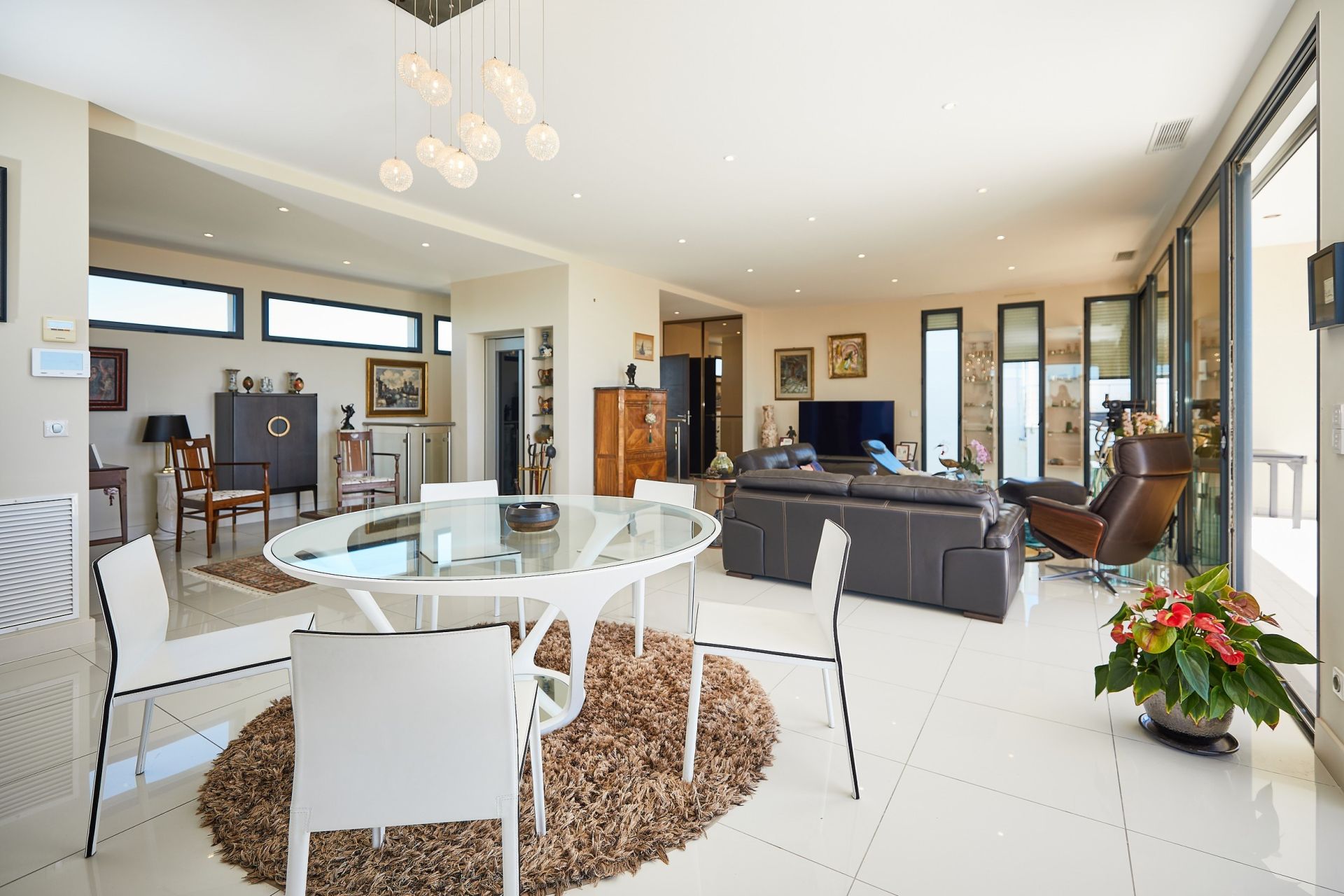 house 6 Rooms for sale on SETE (34200)
