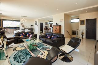 house 6 Rooms for sale on SETE (34200)