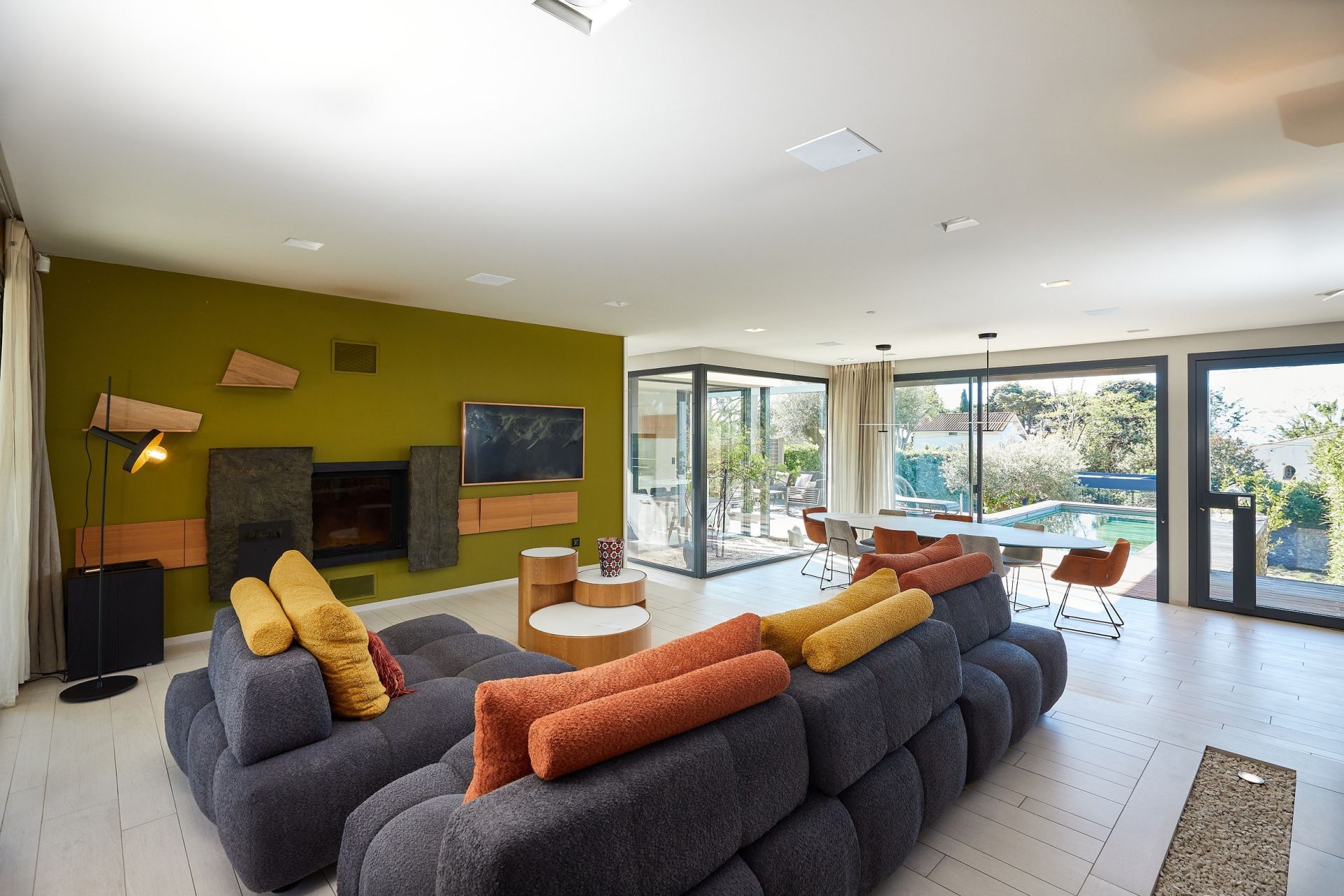 house 8 Rooms for sale on SETE (34200)