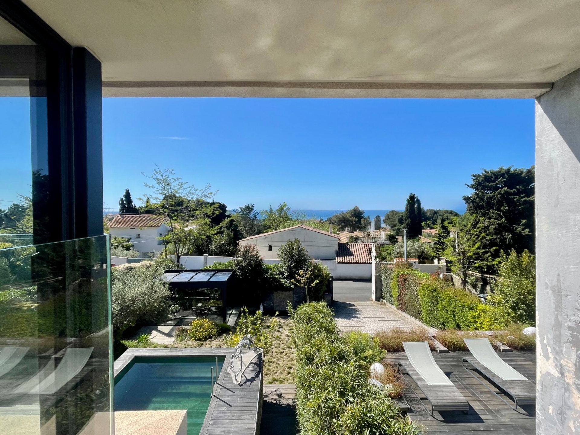 house 8 Rooms for sale on SETE (34200)