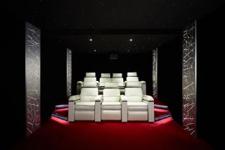 house 8 Rooms for sale on SETE (34200)