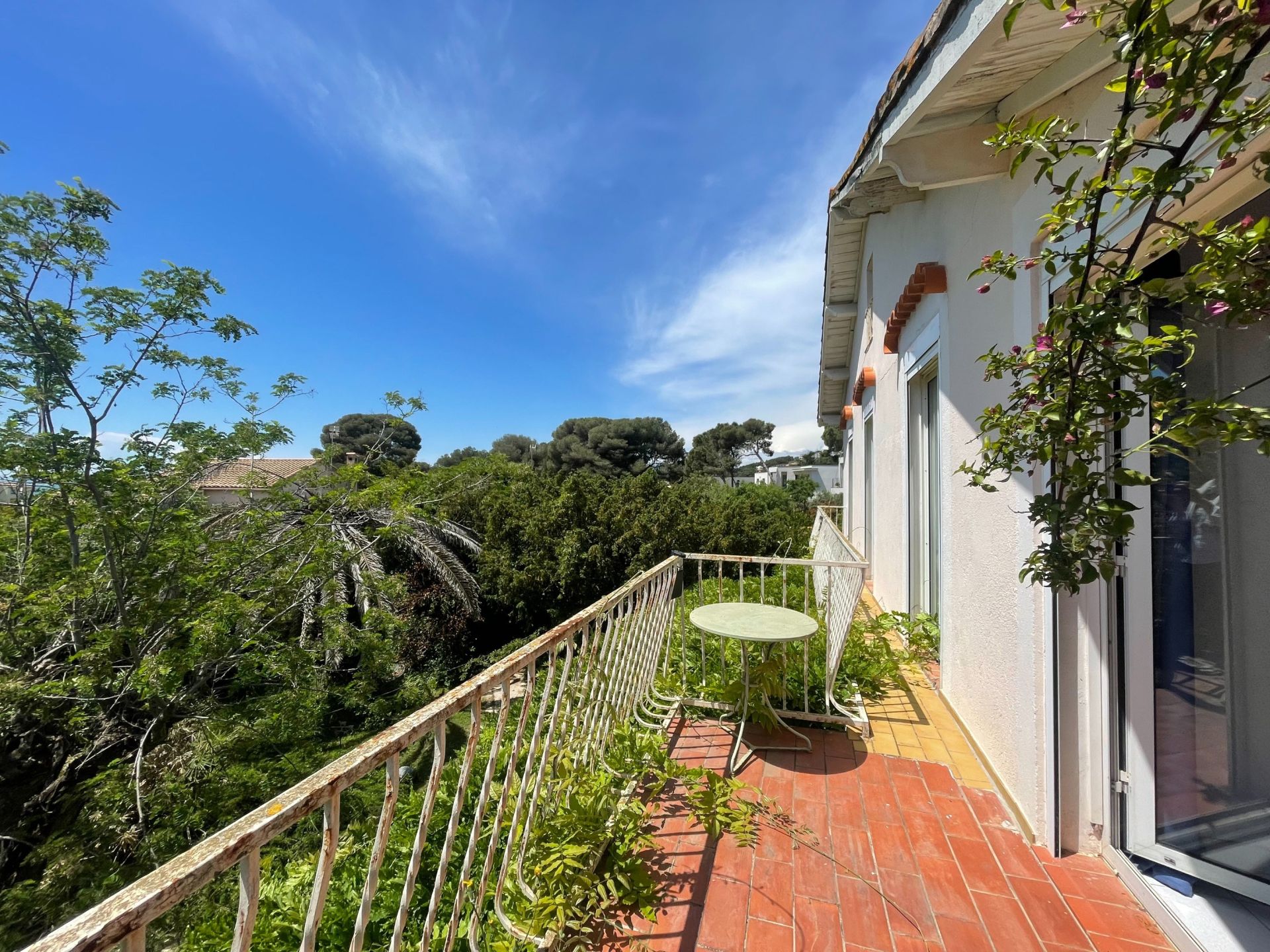 house 6 Rooms for sale on SETE (34200)