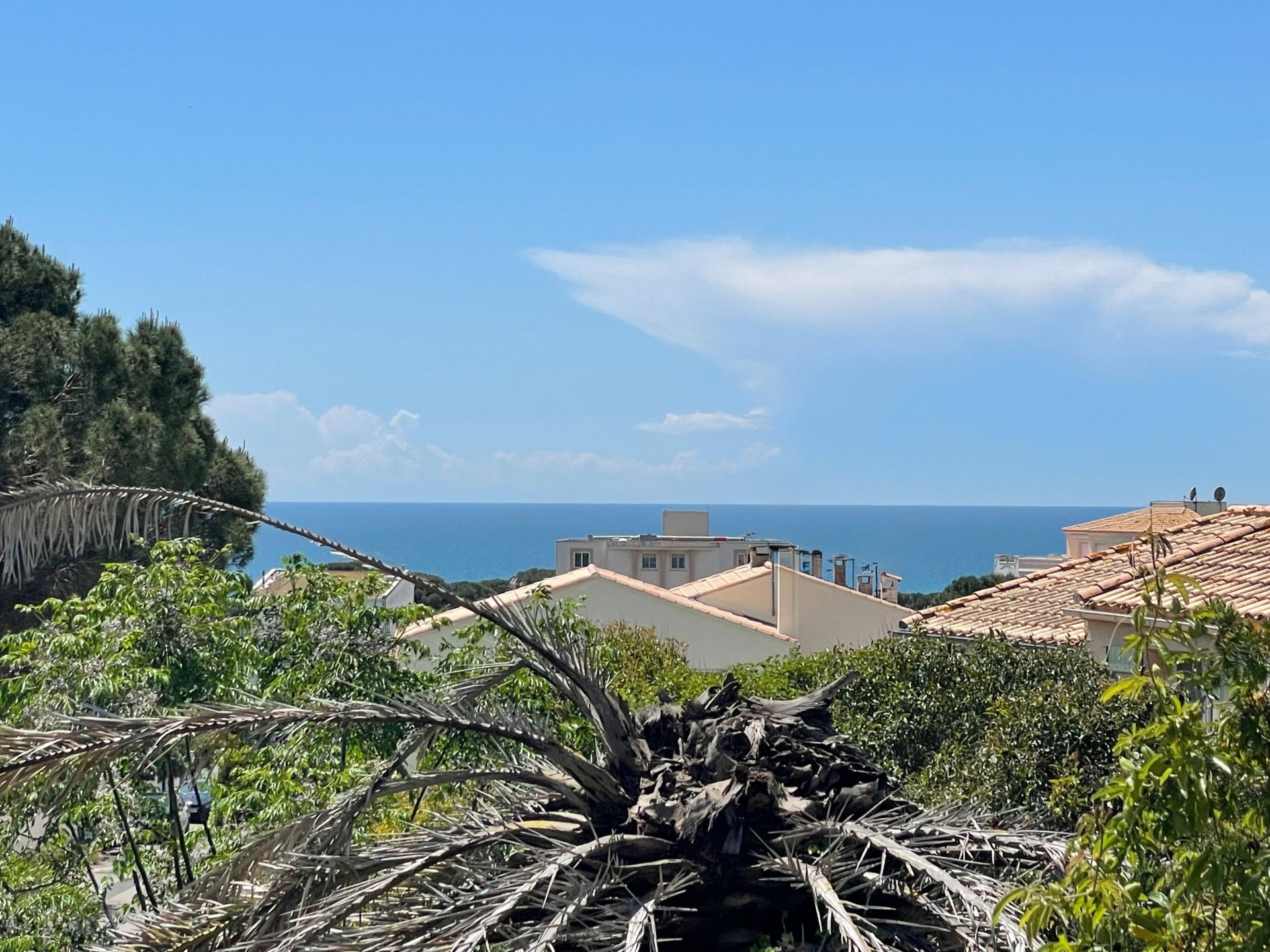 house 6 Rooms for sale on SETE (34200)