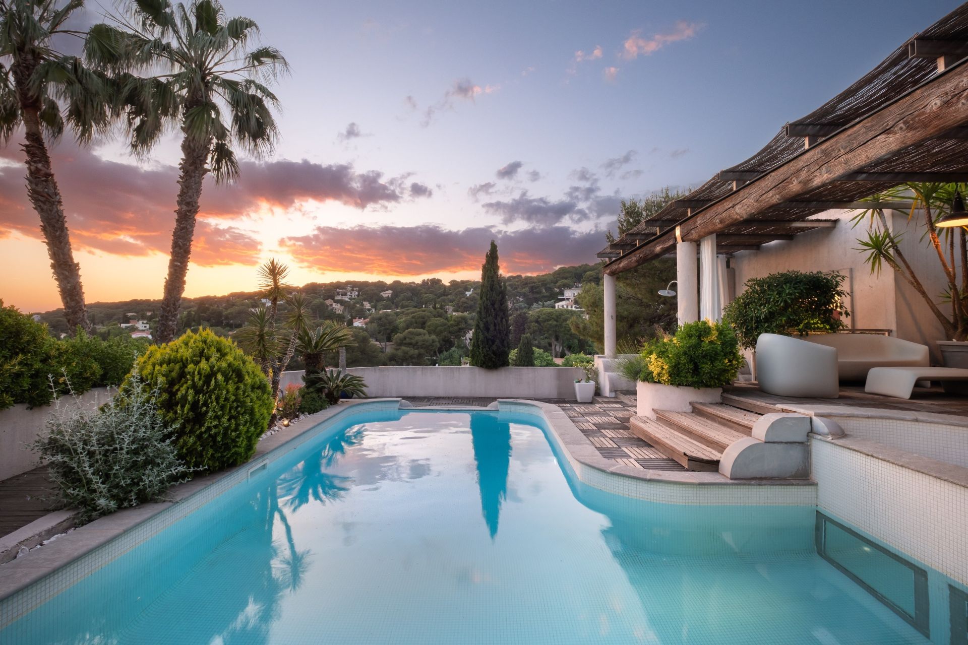 house 7 Rooms for sale on SETE (34200)