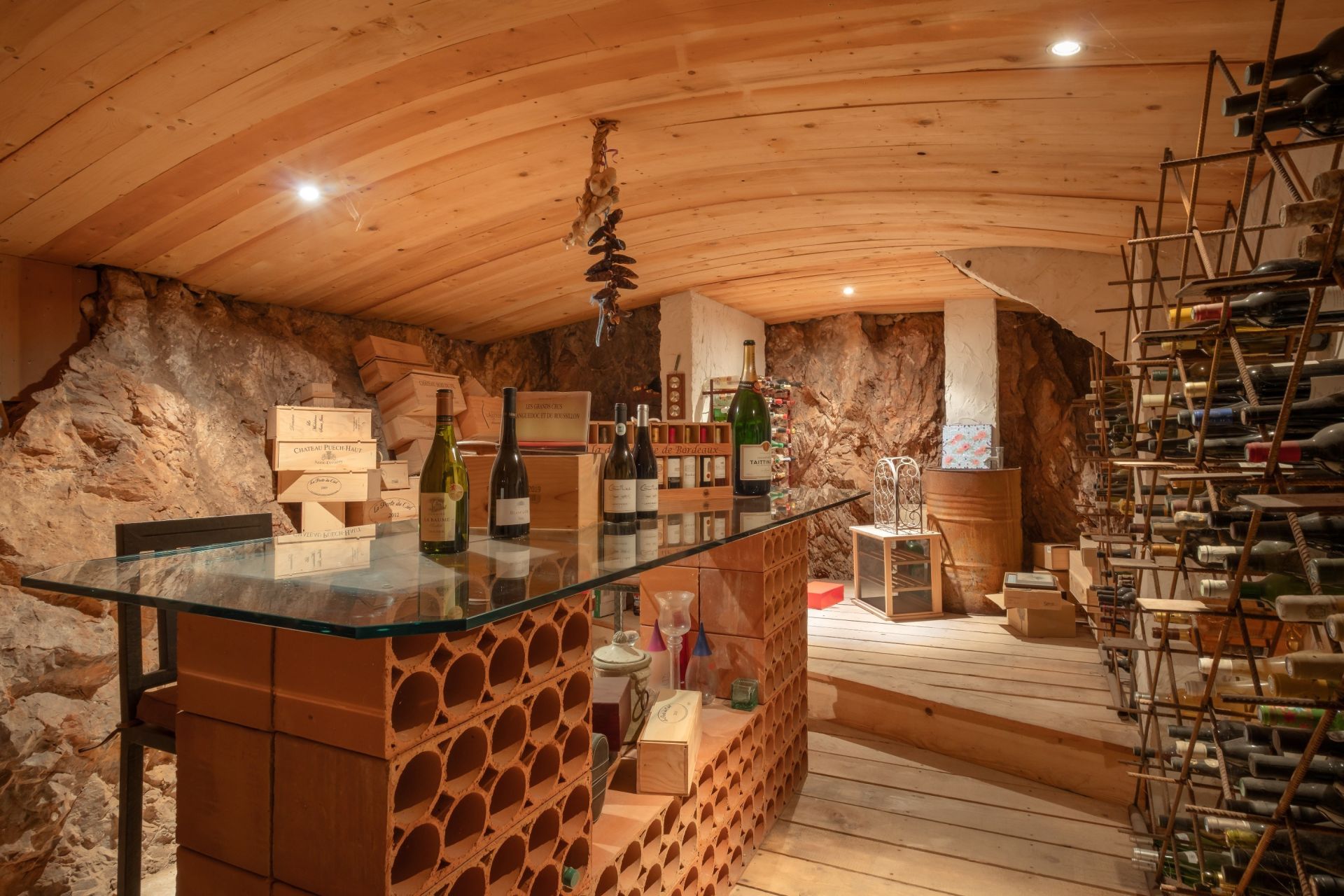 house 7 Rooms for sale on SETE (34200)