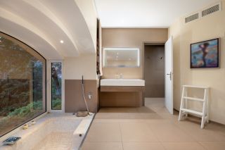 house 7 Rooms for sale on SETE (34200)