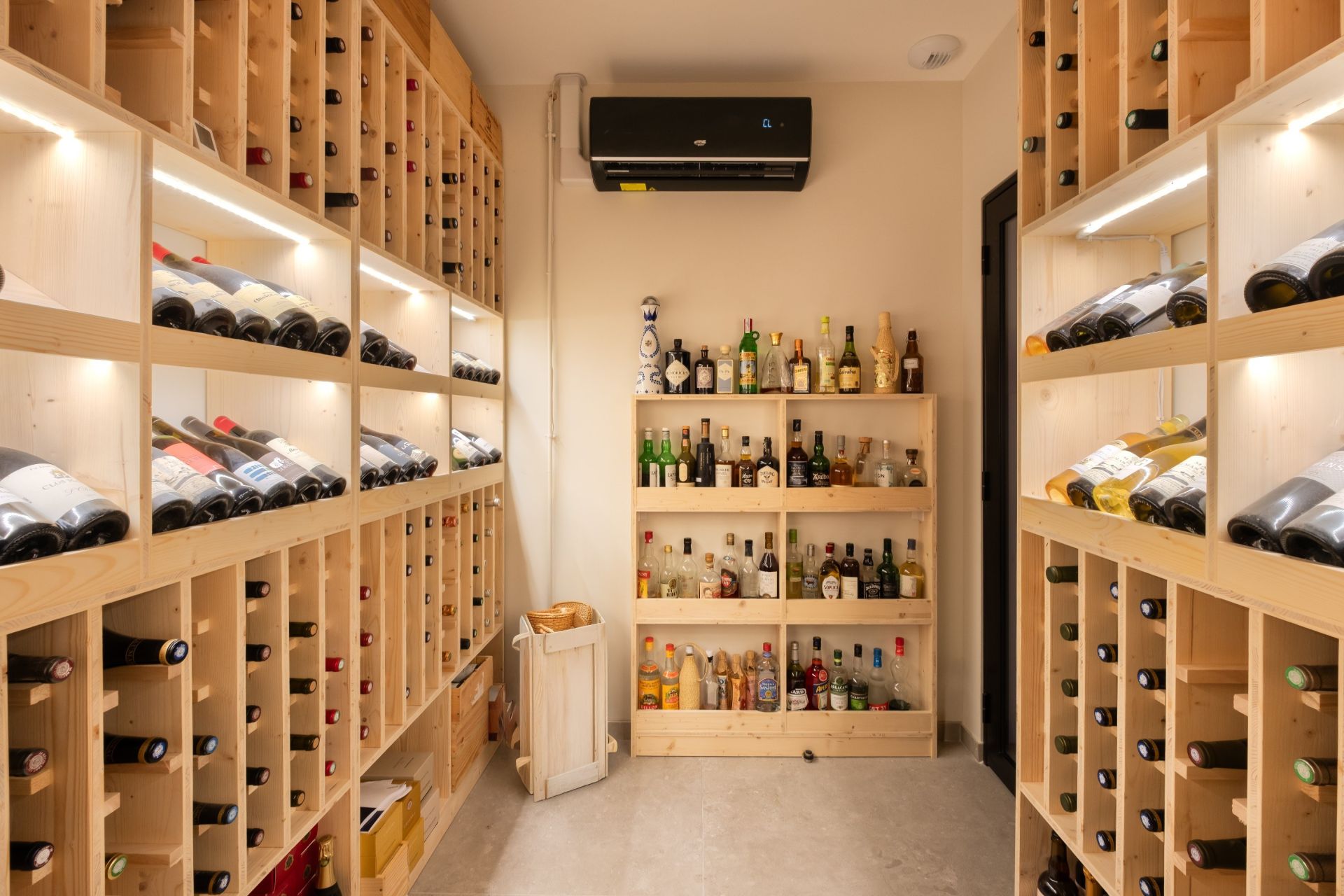 house 9 Rooms for sale on MONTFERRIER SUR LEZ (34980)