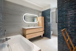 house 9 Rooms for sale on MONTFERRIER SUR LEZ (34980)