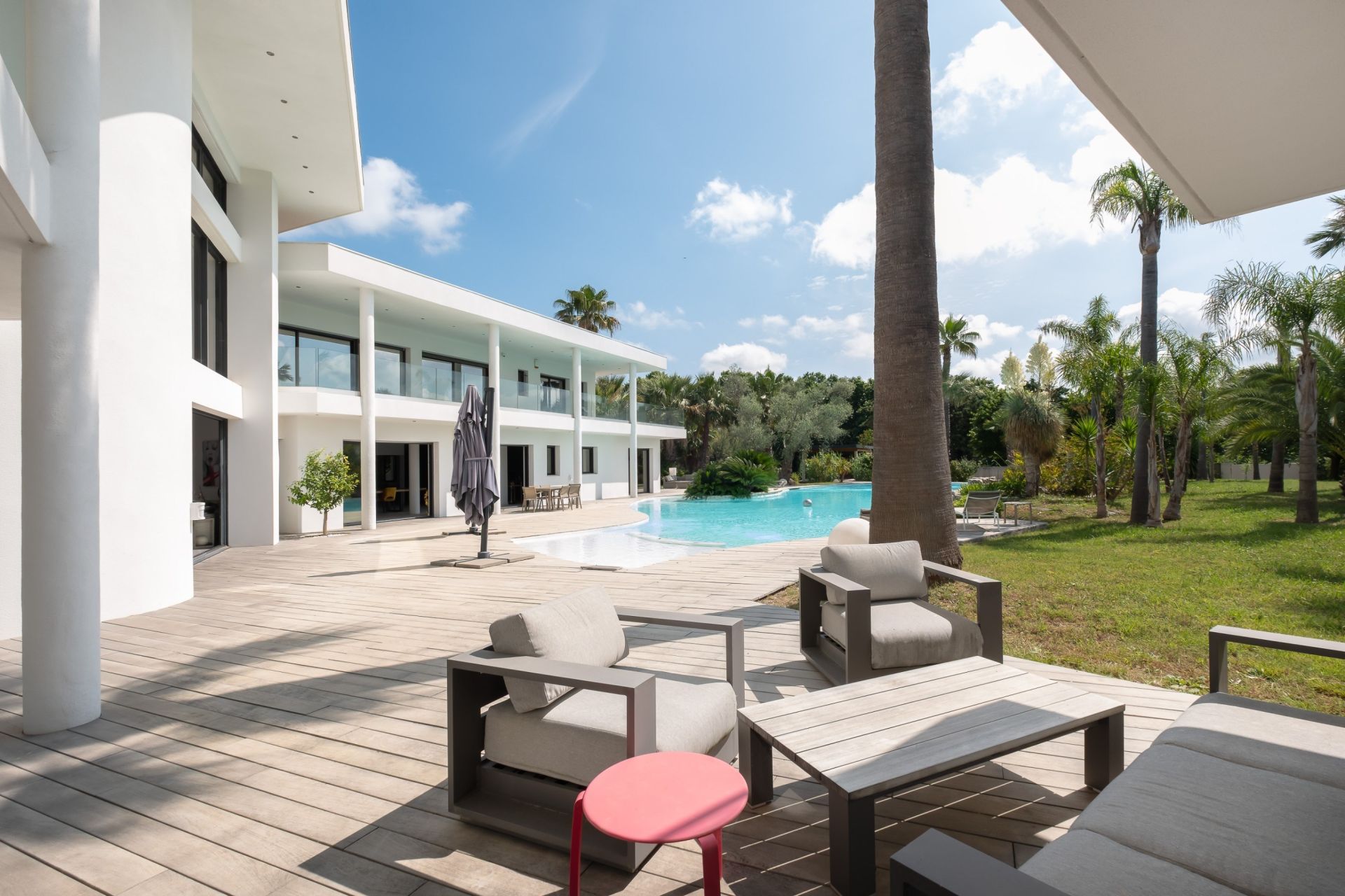 propriété 14 Pièces en vente sur BAILLARGUES (34670)