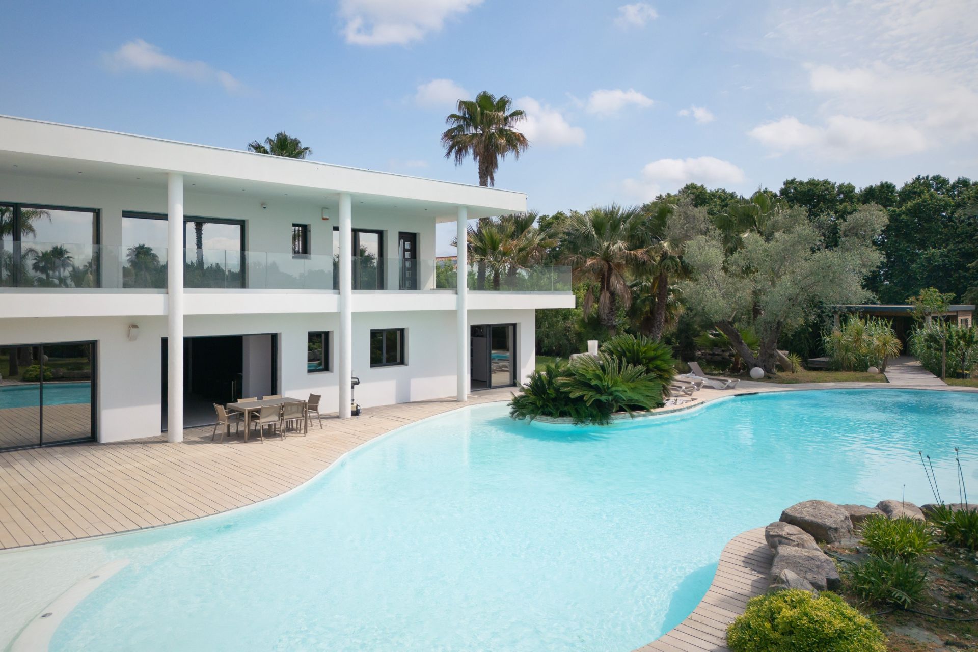 propriété 14 Pièces en vente sur BAILLARGUES (34670)