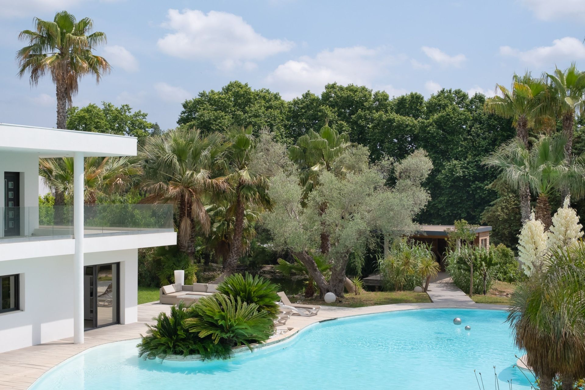 propriété 14 Pièces en vente sur BAILLARGUES (34670)