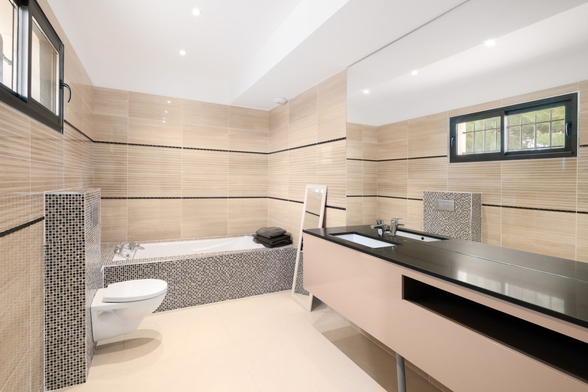 propriété 14 Pièces en vente sur BAILLARGUES (34670)