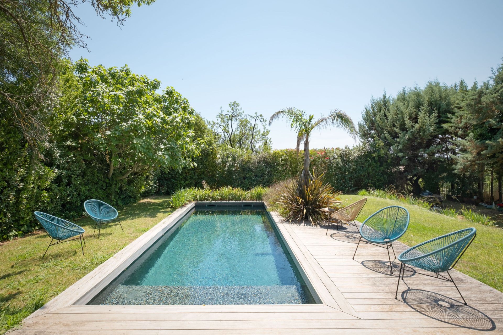 house 5 Rooms for sale on PEZENAS (34120)