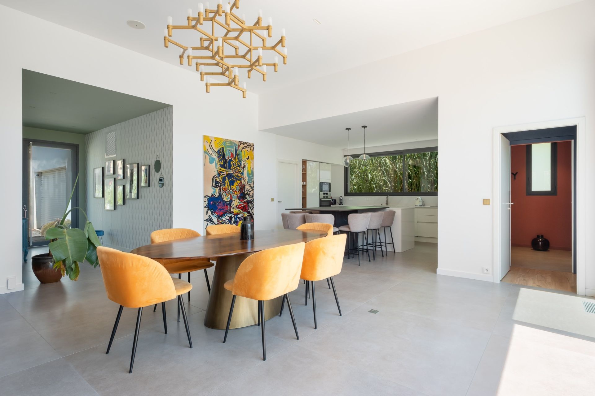 house 5 Rooms for sale on PEZENAS (34120)