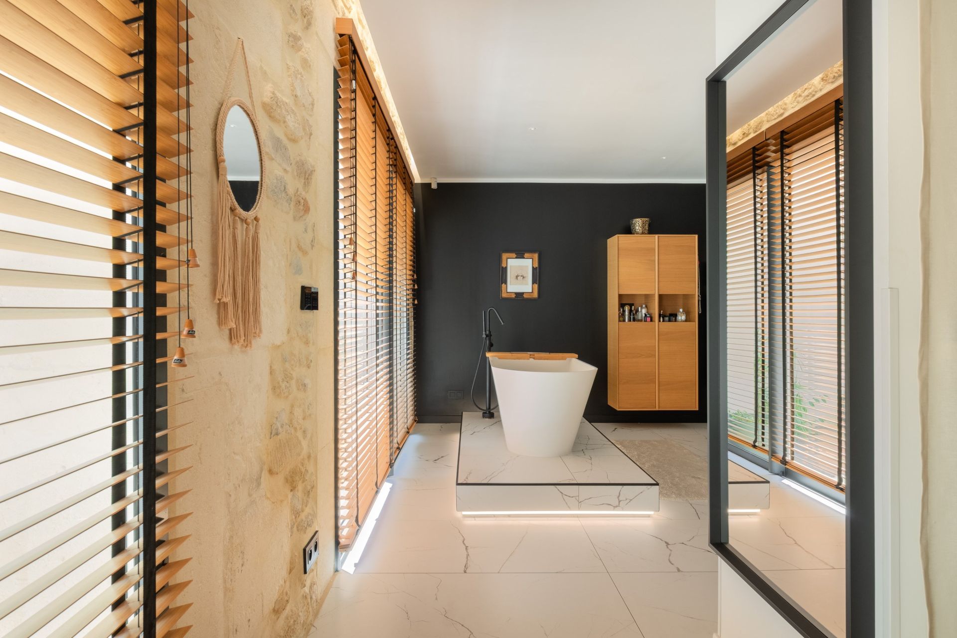 house 5 Rooms for sale on MONTPELLIER (34000)