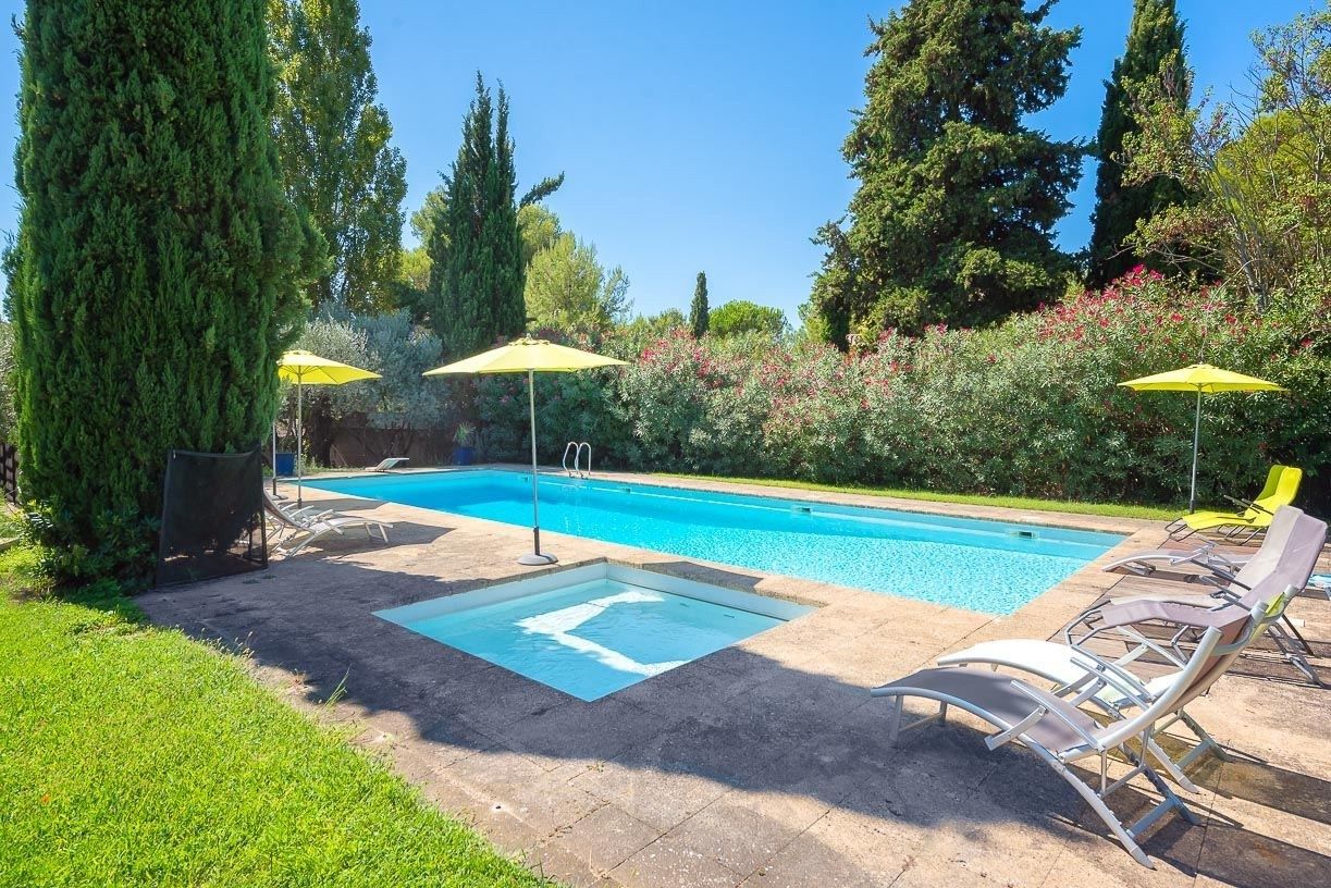 house 10 Rooms for sale on ST JEAN DE VEDAS (34430)