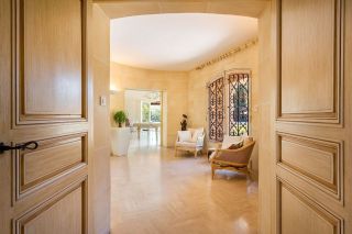 house 10 Rooms for sale on ST JEAN DE VEDAS (34430)