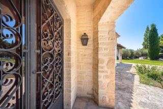 house 10 Rooms for sale on ST JEAN DE VEDAS (34430)