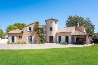 house 10 Rooms for sale on ST JEAN DE VEDAS (34430)