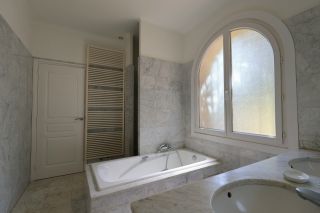 house 7 Rooms for sale on MONTPELLIER (34070)