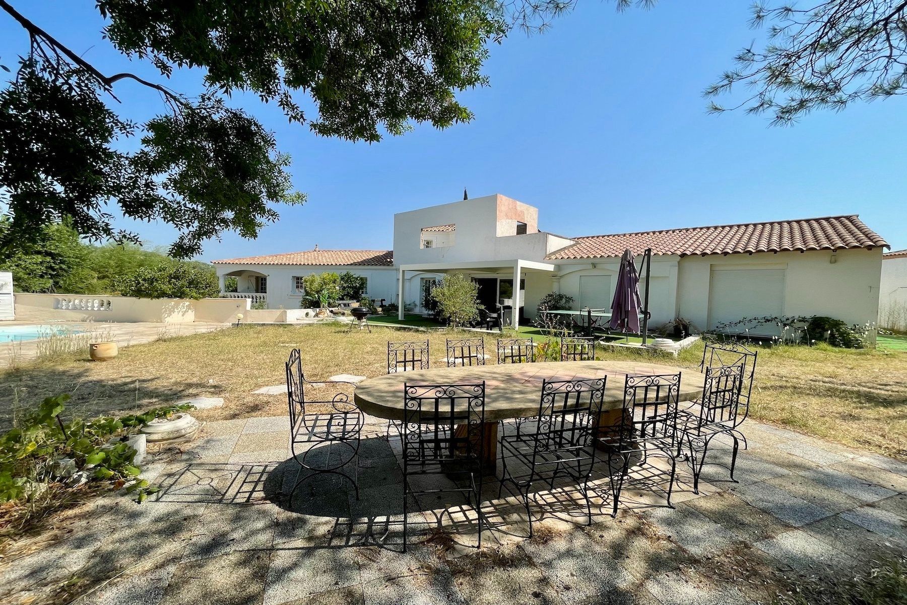 house 10 Rooms for sale on GRABELS (34790)