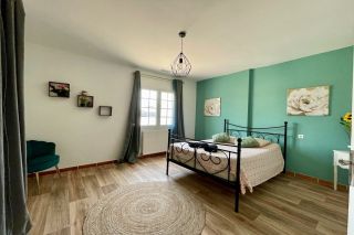 house 10 Rooms for sale on GRABELS (34790)