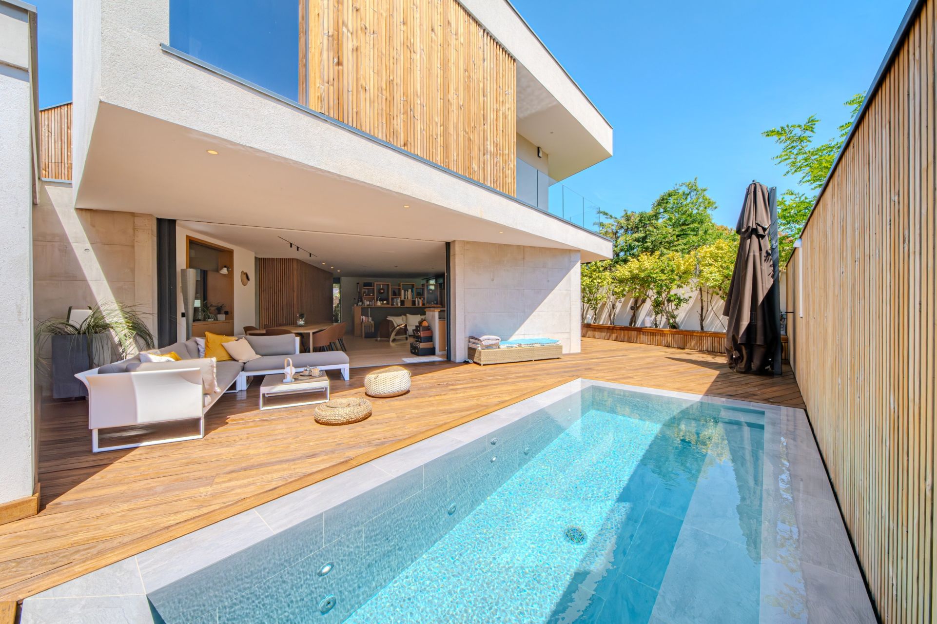 house 7 Rooms for sale on CASTELNAU LE LEZ (34170)