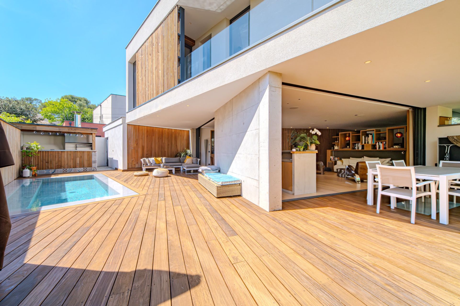 house 7 Rooms for sale on CASTELNAU LE LEZ (34170)