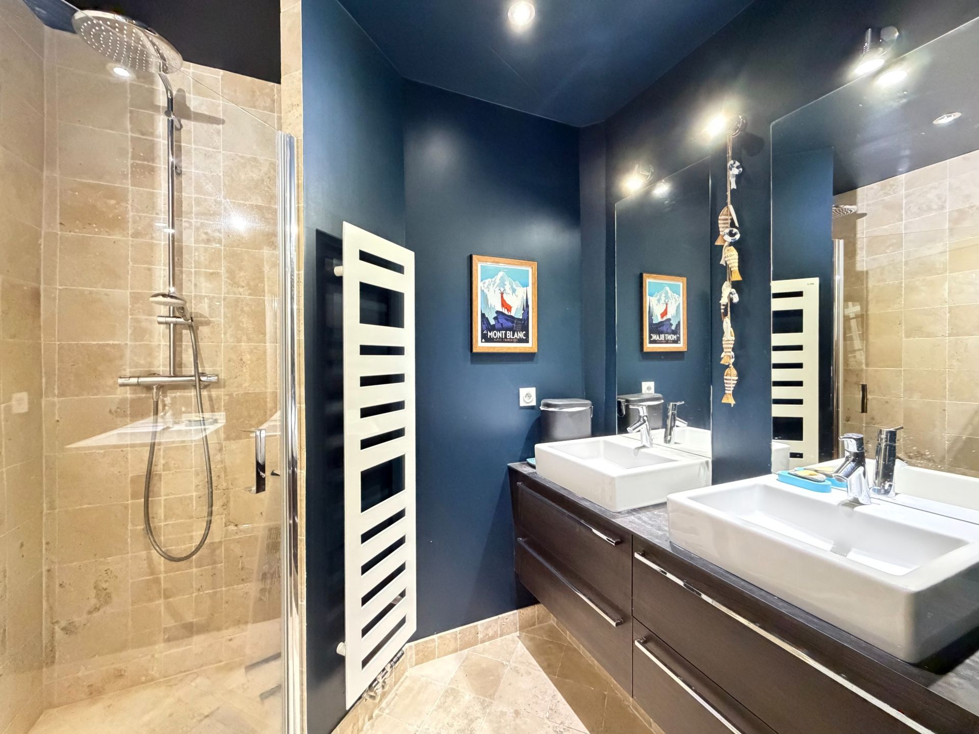 apartment 5 Rooms for sale on MONTPELLIER (34000)