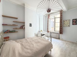 apartment 5 Rooms for sale on MONTPELLIER (34000)