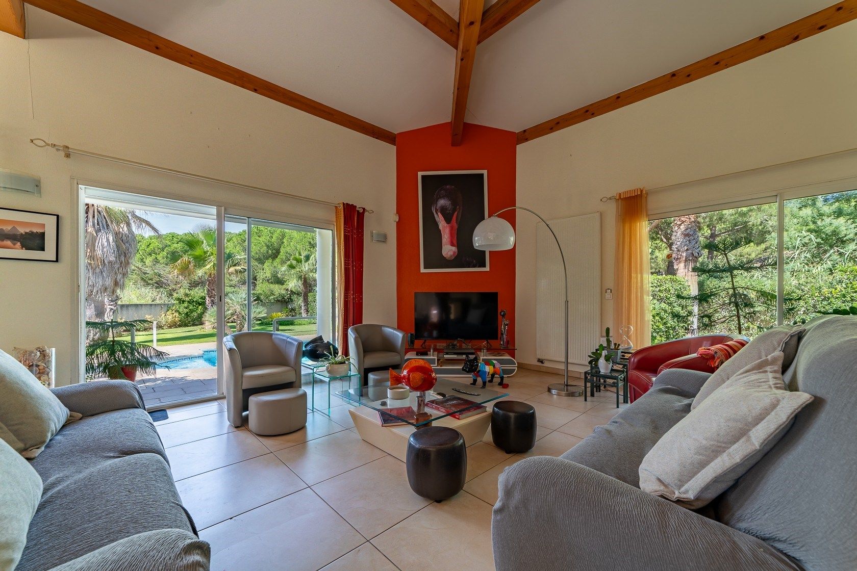 house 8 Rooms for sale on AGDE (34300)
