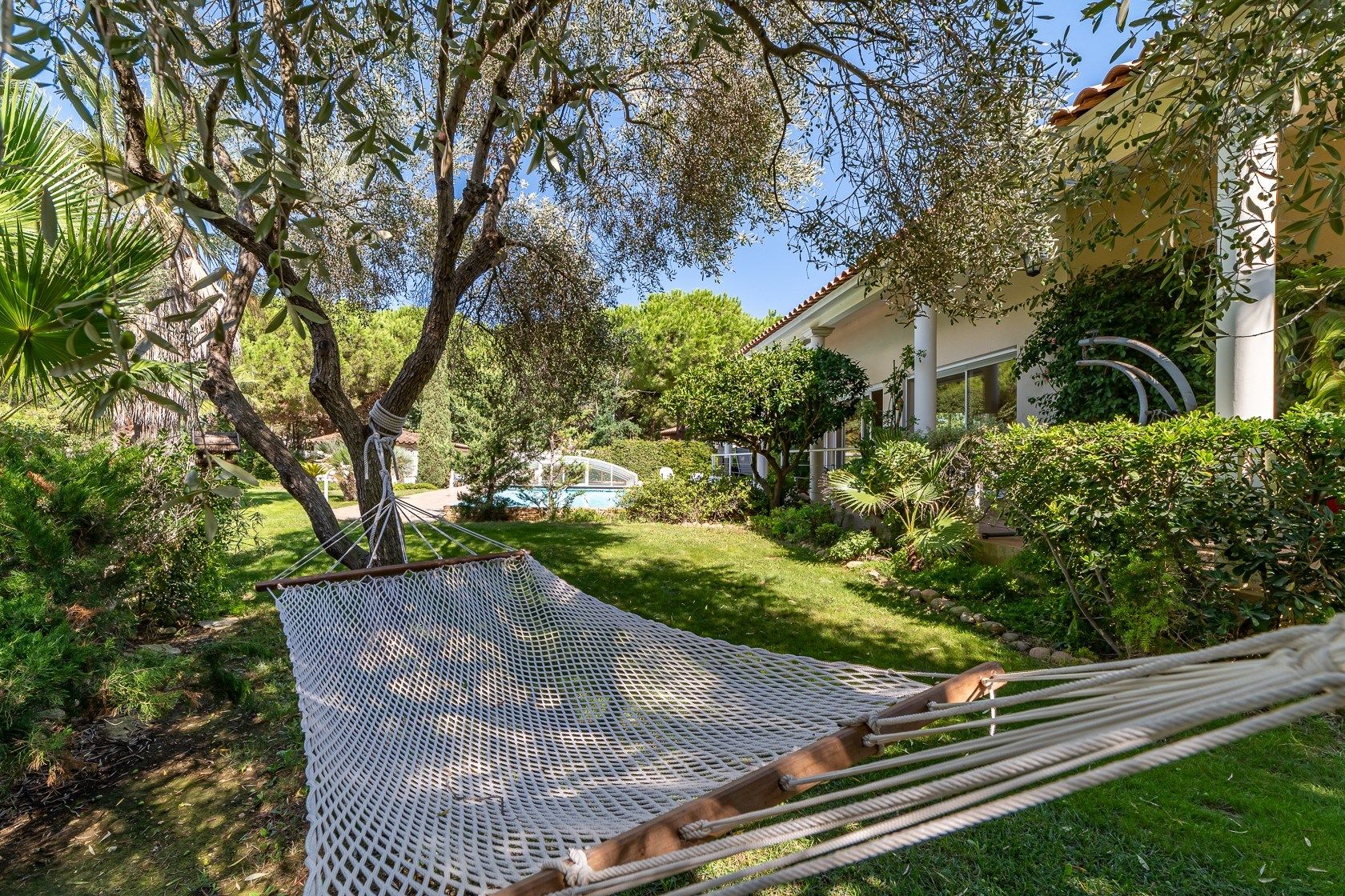 house 7 Rooms for sale on AGDE (34300)