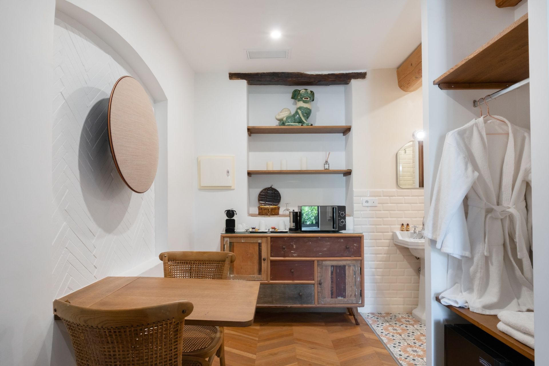 mas 9 Rooms for sale on MONTPELLIER (34000)