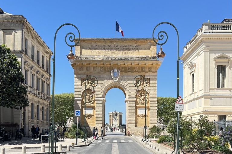 house 8 Rooms for sale on PIGNAN (34570)