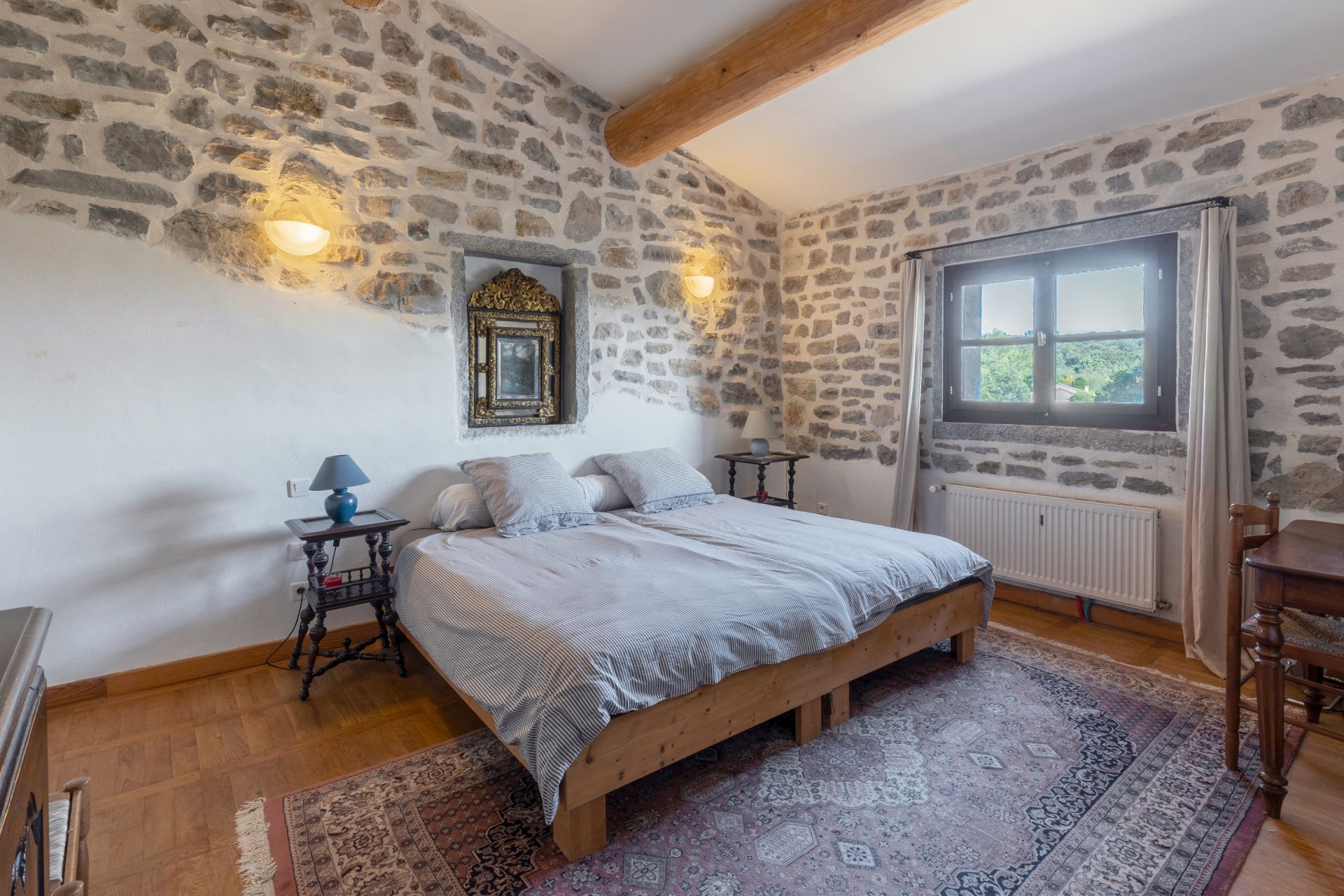 propriété 21 Pièces en vente sur CLARET (34270)