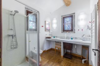 propriété 21 Pièces en vente sur CLARET (34270)