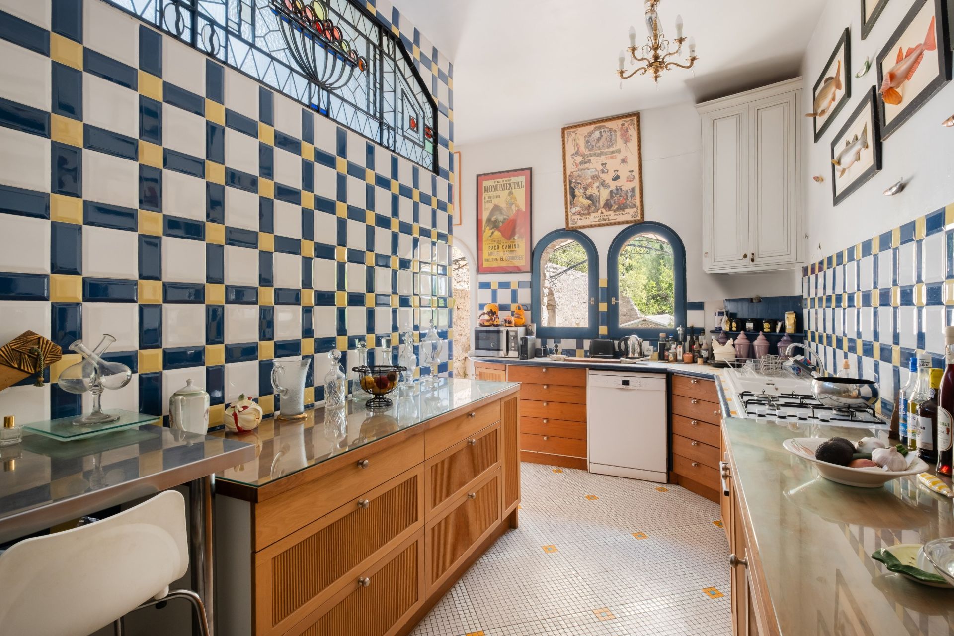 mas 17 Pièces en vente sur ST BAUZILLE DE MONTMEL (34160)