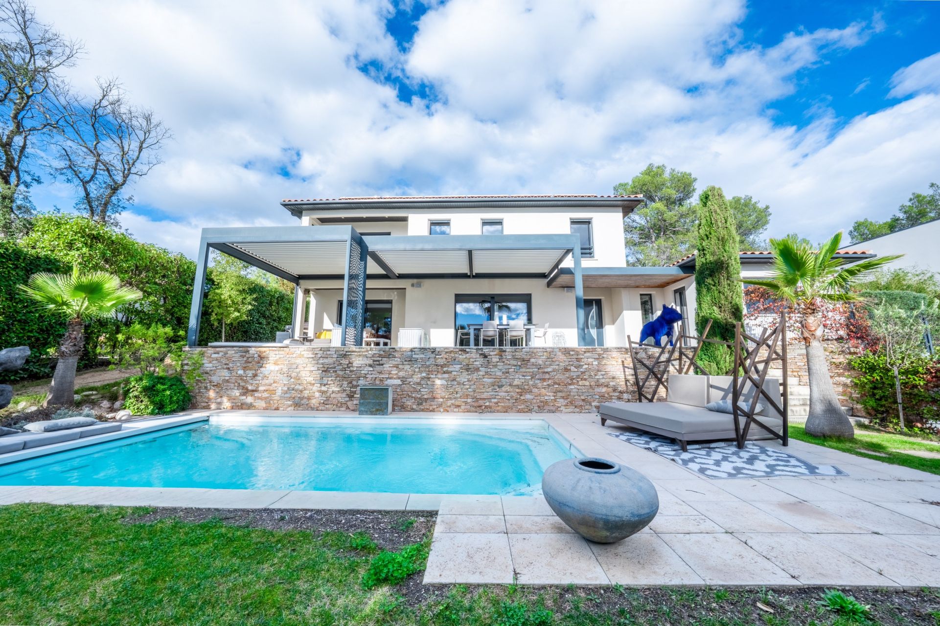 villa 6 Rooms for sale on MONTFERRIER SUR LEZ (34980)