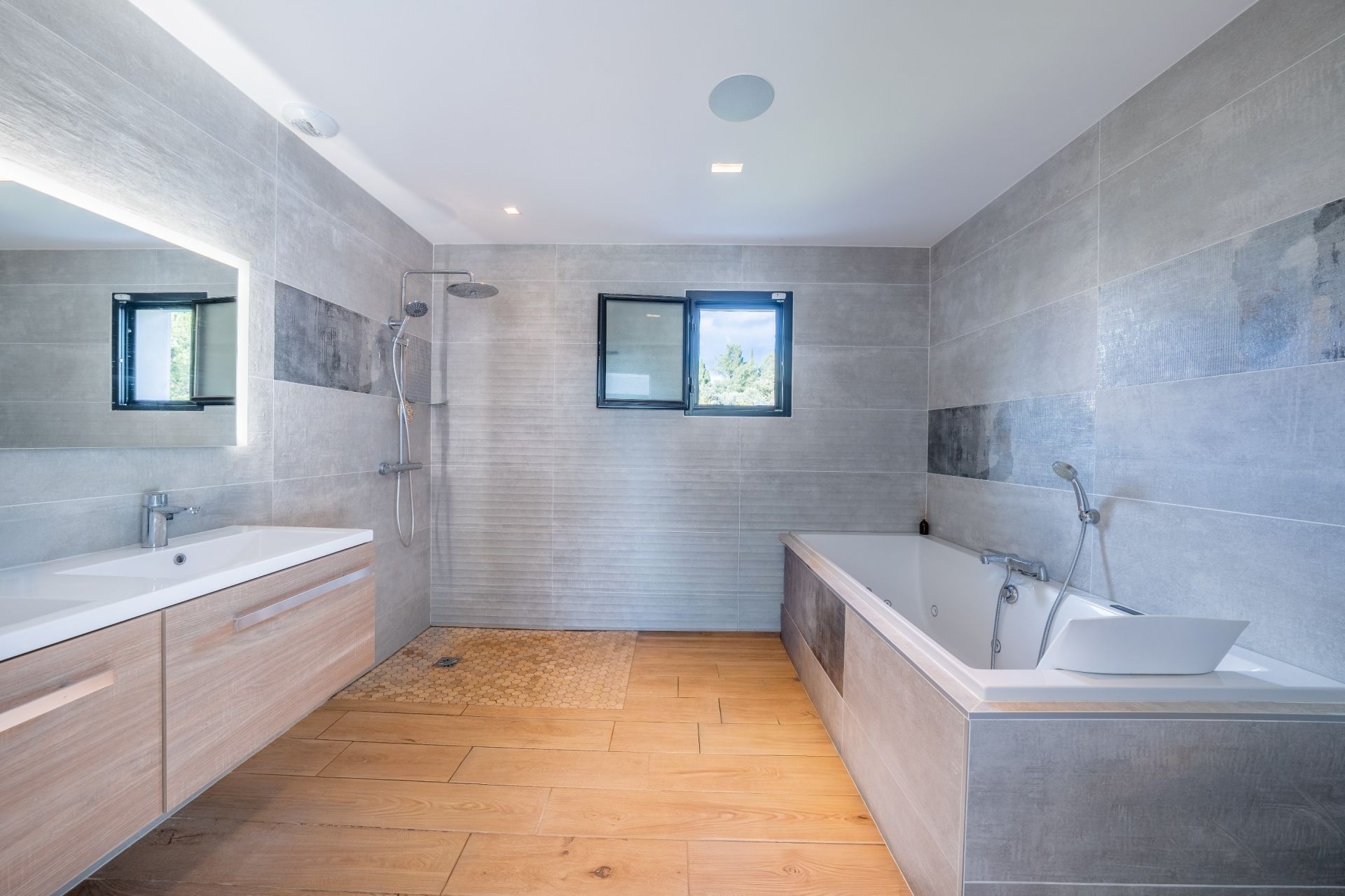 villa 6 Pièces en vente sur MONTFERRIER SUR LEZ (34980)