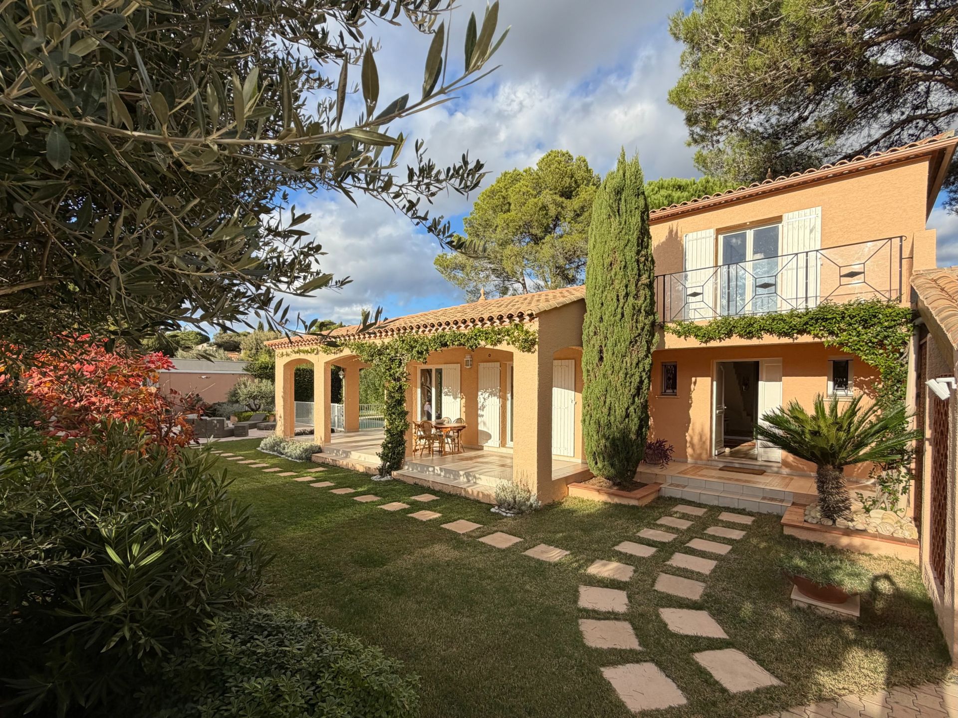 maison 5 Pièces en vente sur CASTELNAU LE LEZ (34170)