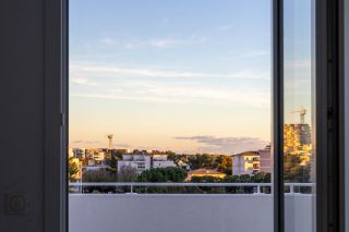 apartment 4 Rooms for sale on MONTPELLIER (34000)