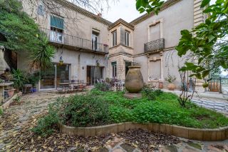 house 6 Rooms for sale on SETE (34200)